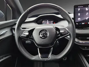 SKODA Enyaq iV 80x SportLine