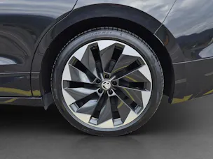 SKODA Enyaq iV 80x SportLine