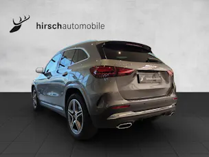 Mercedes-Benz GLA 220 4Matic 8G-DCT