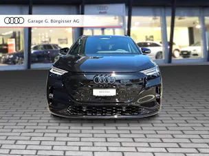 Audi Q4 e-tron SUV quattro performance Mythosschwarz Metallic