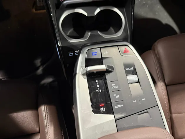BMW iX1 xDrive 30 M Sport