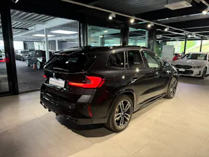 BMW iX1 xDrive 30 M Sport