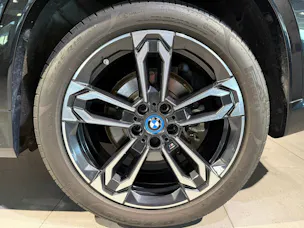 BMW iX1 xDrive 30 M Sport