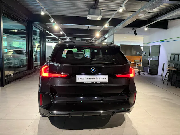 BMW iX1 xDrive 30 M Sport