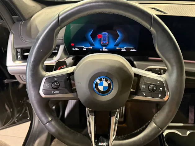 BMW iX1 xDrive 30 M Sport