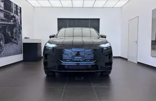Audi Q4 e-tron SUV quattro performance