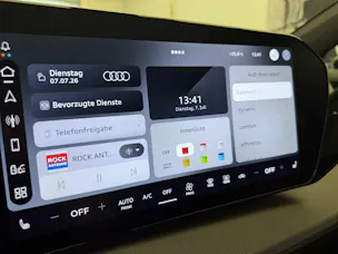Audi Q4 e-tron SUV quattro performance