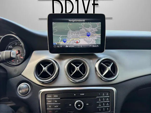 Mercedes-Benz GLA 200 AMG Line 7G-DCT