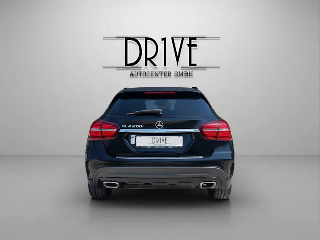 Mercedes-Benz GLA 200 AMG Line 7G-DCT