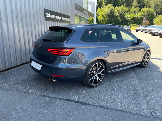 SEAT Leon ST 2.0 TSI Swiss Cupra 300 4 Drive DSG