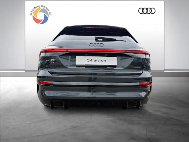 Audi Q4 e-tron SUV quattro performance