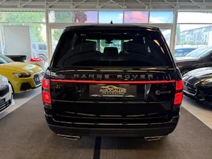 Land Rover Range Rover 5.0 V8 S/C SV AB Dynamic | CH | ALL BLACK | Fond Entertain 10" Multimedia | Standheiz. | Pano | HeadUp | Kühlbox |