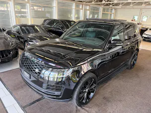 Land Rover Range Rover 5.0 V8 S/C SV AB Dynamic | CH | ALL BLACK | Fond Entertain 10" Multimedia | Standheiz. | Pano | HeadUp | Kühlbox |
