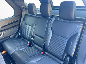 Fahrzeugbild LAND ROVER Discovery 3.0 D I6 300 R-Dynamic S