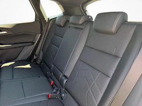 https://vehicle.imgix.net/4393412/e32e8bd4-9b18-45e4-8bf4-b84160342884.jpg