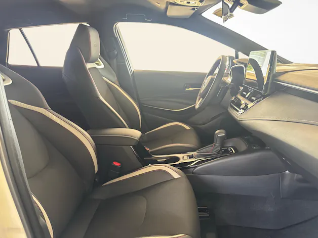 Toyota Corolla Touring Sports 2.0 HSD GR Sport