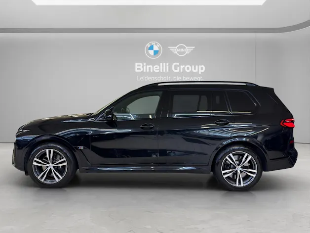 BMW X7 M60i