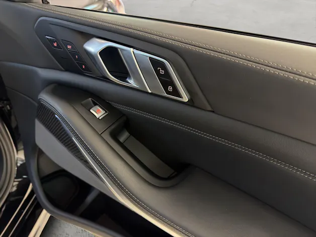 BMW X7 M60i
