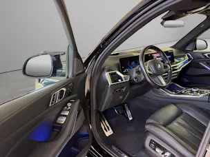 BMW X7 M60i