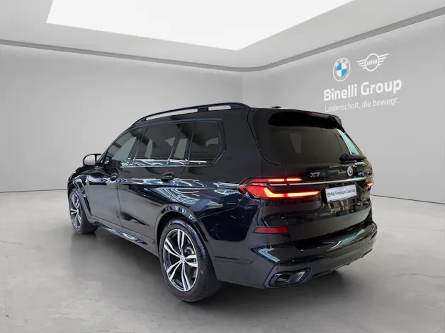 BMW X7 M60i