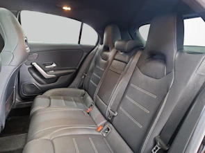 Fahrzeugbild MERCEDES-BENZ A 250 e AMG Line