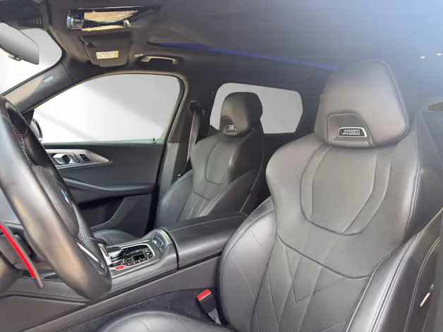 BMW XM 50e Plug-in Hybrid