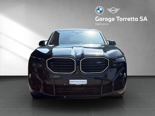 BMW XM 50e Plug-in Hybrid