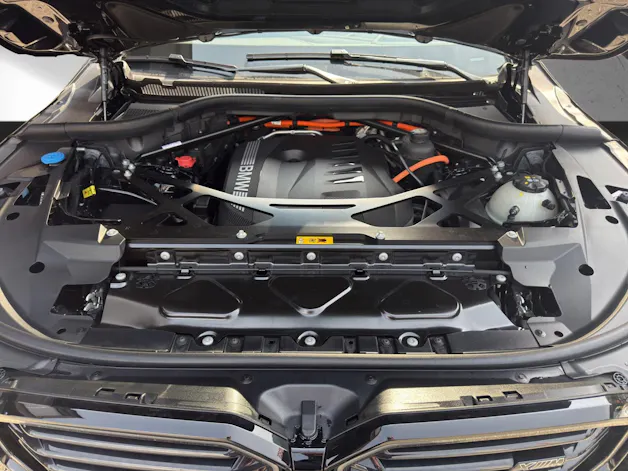BMW XM 50e Plug-in Hybrid