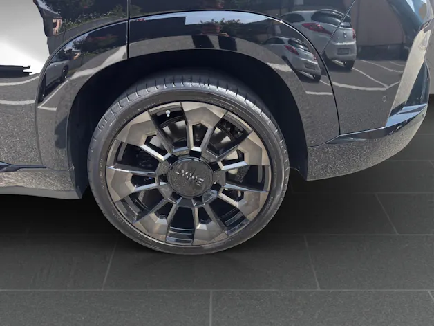 BMW XM 50e Plug-in Hybrid