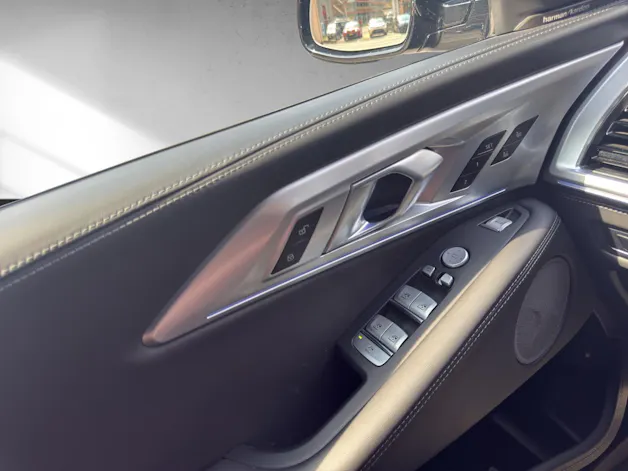 BMW XM 50e Plug-in Hybrid