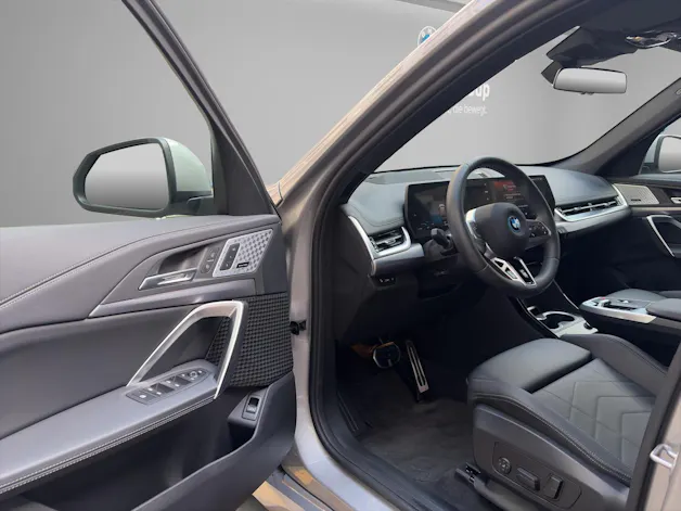 BMW iX1 30 xDrive M-SportPaket