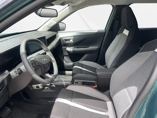 Opel Frontera 1.2 T HEV 145 GS