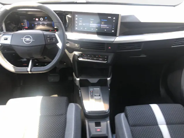 Opel Frontera 1.2 T HEV 145 GS