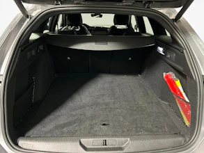 https://vehicle.imgix.net/4393499/1c9b5b36-5668-4558-8c09-8fafee12ac13.jpg