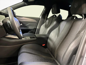 https://vehicle.imgix.net/4393499/424f7c8c-4e36-4de6-a058-ef707e3ca60f.jpg