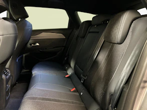 https://vehicle.imgix.net/4393499/d58570eb-645d-4668-a26f-326afd38e366.jpg