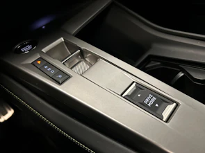 Fahrzeugbild PEUGEOT 308 SW 1.6 PHEV 180 GT