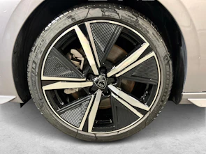 Fahrzeugbild PEUGEOT 308 SW 1.6 PHEV 180 GT