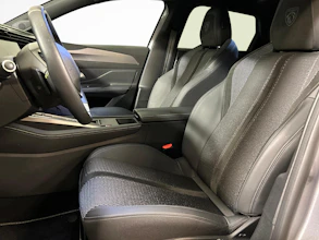 https://vehicle.imgix.net/4393510/8c24c3a0-db07-4bdf-a468-189f639f8752.jpg