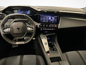Fahrzeugbild PEUGEOT 308 SW 1.6 PHEV 180 GT