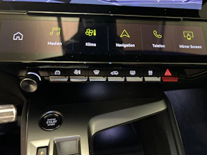 https://vehicle.imgix.net/4393510/e64ac5d8-7377-403f-b729-c01f9450fbf7.jpg