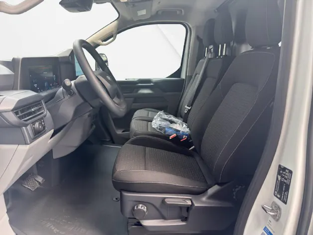 Ford Transit C Van 320 L1 2.5 Duratec 233 Trend PHEV