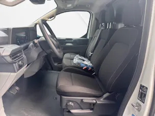 Ford Transit C Van 320 L1 2.5 Duratec 233 Trend PHEV
