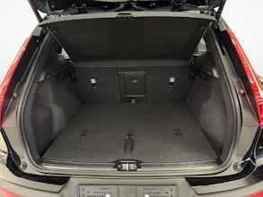 https://vehicle.imgix.net/4393553/1d6f3e4d-2582-4521-b700-f393a1a53d1a.jpg