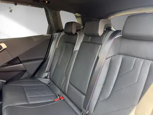 BMW X3 M50i