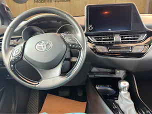 Toyota C-HR 2.0 VVTi HSD Move