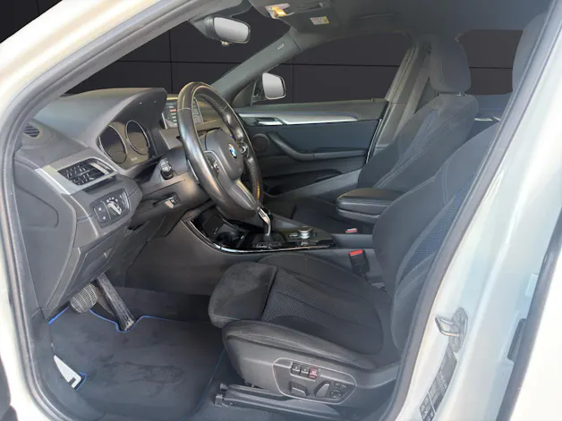 BMW X2 20d xDrive SAG