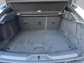 https://vehicle.imgix.net/4393608/57aabac5-298e-4eff-b152-47df503821c3.jpg