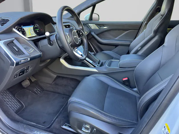 Jaguar I-Pace EV400 HSE AWD mit Luftfederung