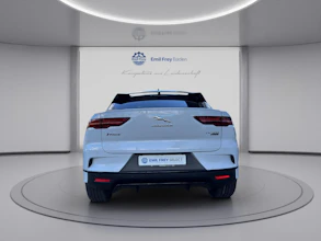 https://vehicle.imgix.net/4393608/7eedadee-68e0-4d7b-b3b1-d5a9819bf327.jpg